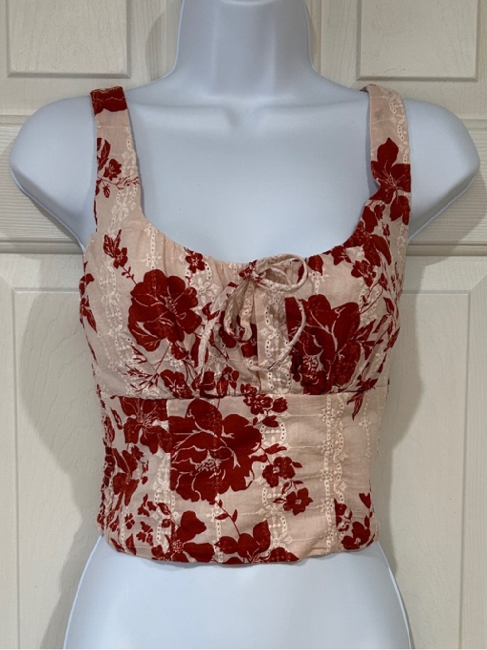 Crystal Sky Red White Floral Bustier Crop Top Smocked Eyelet Med M